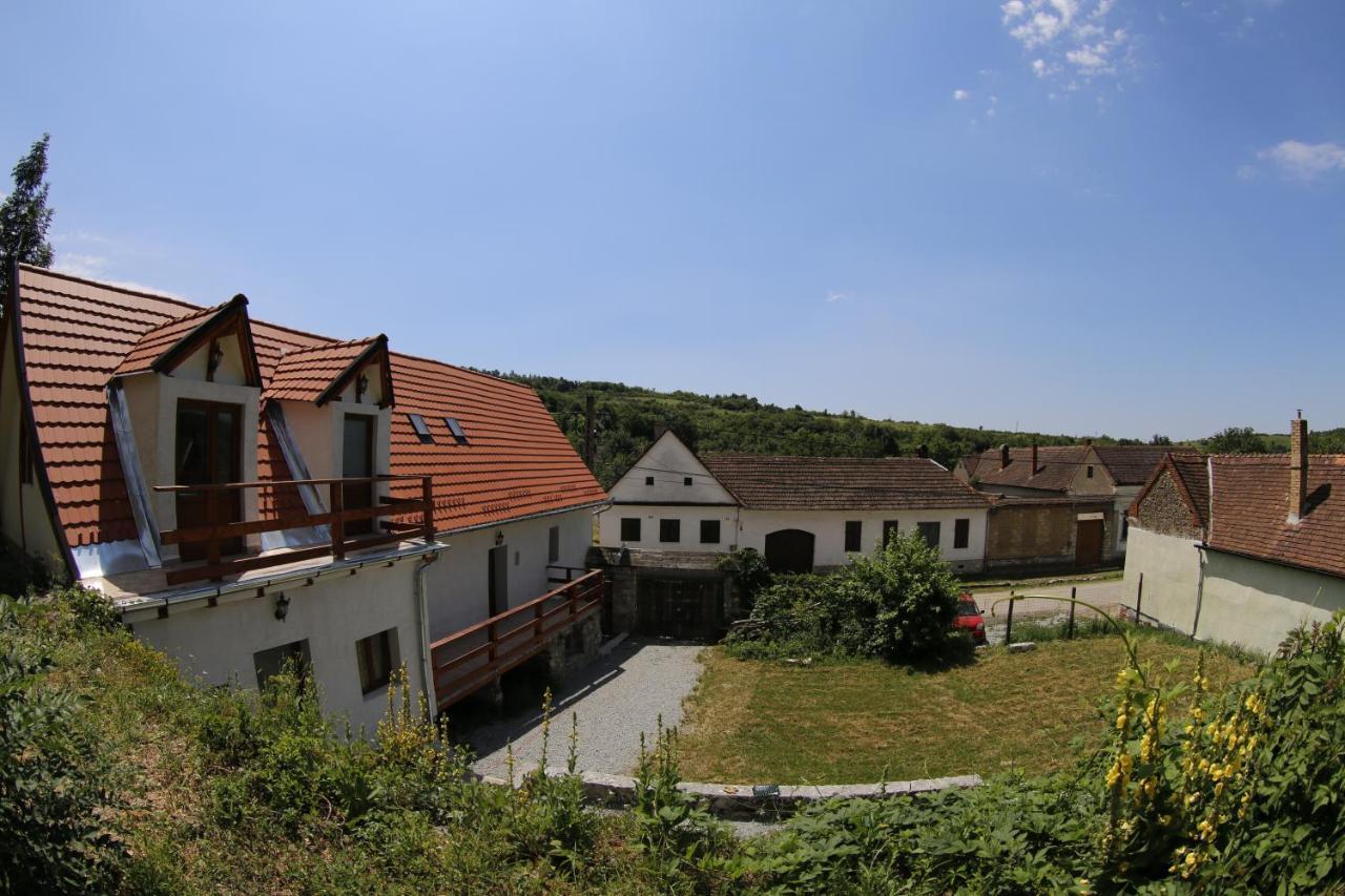 Villa Nerahouse Ilidia Exterior foto